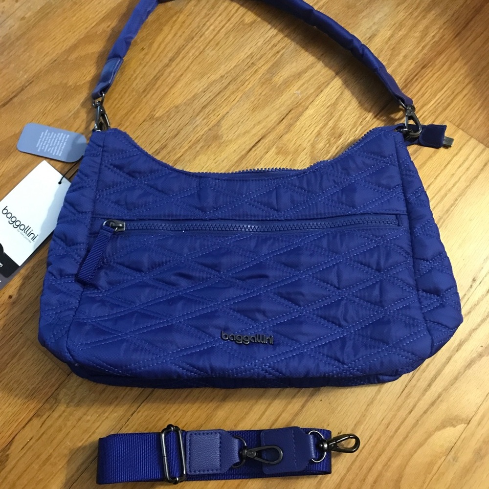 Baggallini quilted convertible hobo crossbody